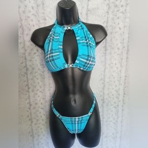 Extoic dancer stripper rave bikini pleasers